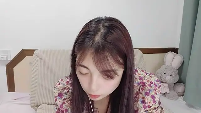 Snapshot of Song_99 chatting on February 2025 04:16:01 PM Song 99 online show from February 2025 04:16:01 PM