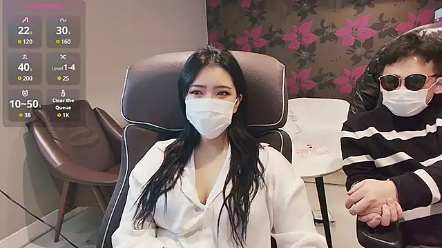 Snapshot of lovecandy7 chatting on February 2025 08:30:02 AM lovecandy7 online show from February 2025 08:30:02 AM