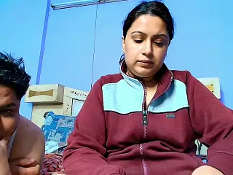 Sophia James online show from February 2025 07:52:02 AM