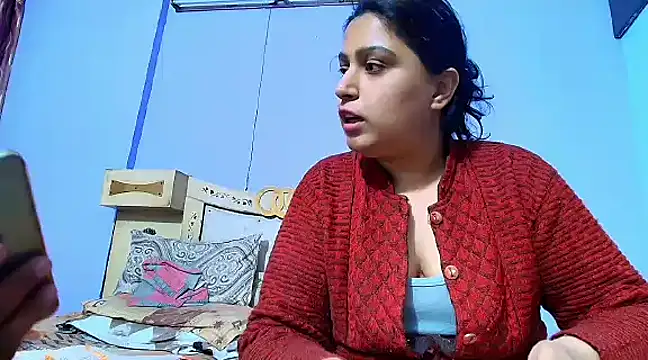 Sophia James online show from March 2025 05:33:02 PM