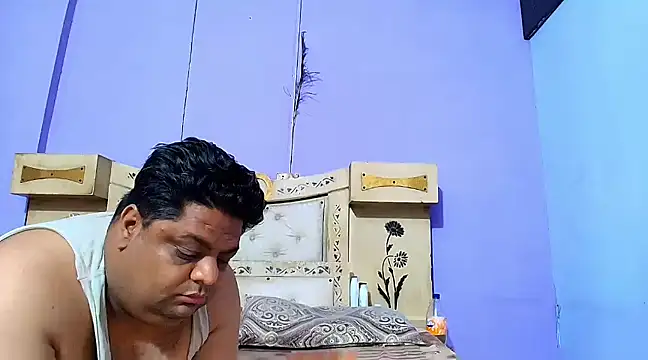 Sophia James online show from March 2025 05:06:01 PM