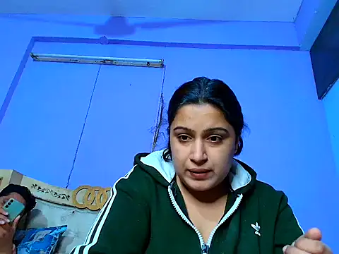 Sophia James online show from January 2025 05:58:02 PM