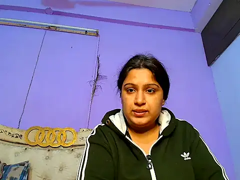 Sophia James online show from January 2025 10:55:02 AM