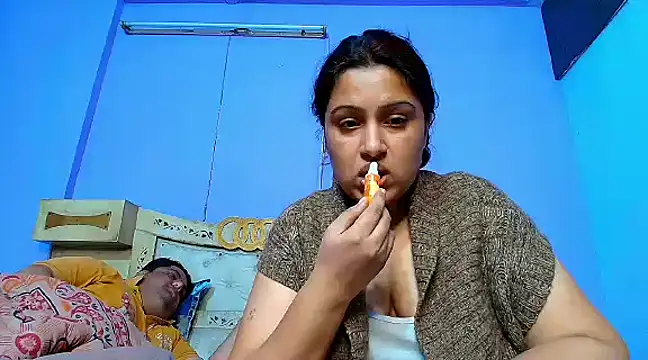 Sophia James online show from February 2025 05:14:01 PM