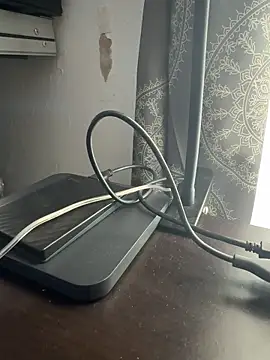 luiriv04 online show from October 2025 09:15:02 PM