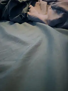 luiriv04 online show from February 2025 06:21:01 AM