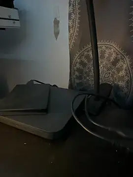 luiriv04 online show from December 2025 07:33:02 AM