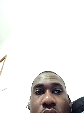 Snapshot of babyboy_tee chatting on September 2025 09:20:02 PM babyboy tee online show from September 2025 09:20:02 PM