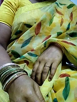 Snapshot of laxmitelugu78 chatting on March 2025 03:07:02 PM laxmitelugu78 online show from March 2025 03:07:02 PM