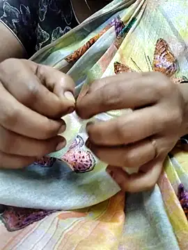 Snapshot of laxmitelugu78 chatting on March 2025 10:51:01 AM laxmitelugu78 online show from March 2025 10:51:01 AM