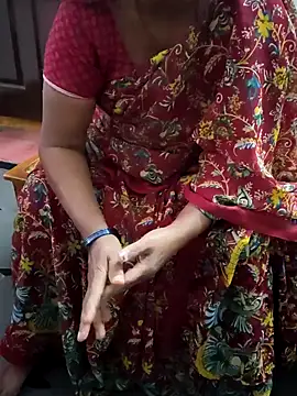 Snapshot of laxmitelugu78 chatting on February 2025 05:53:01 AM laxmitelugu78 online show from February 2025 05:53:01 AM