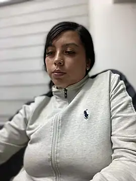 Im-Allysoon online show from February 2025 02:19:01 AM