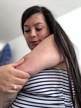 Im-Allysoon online show from January 2025 08:11:02 PM