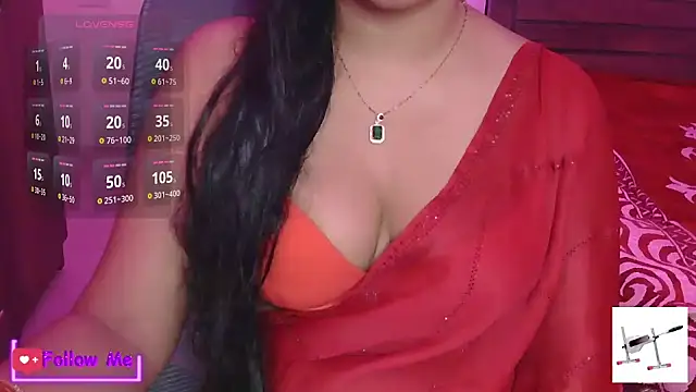 PRIYANKAUAE online show from October 2025 01:02:02 AM