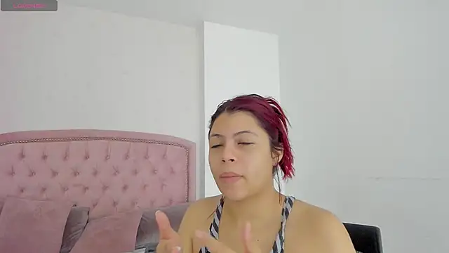 Kendall  Fox online show from September 2025 05:58:01 AM