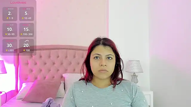 Kendall  Fox online show from November 2025 05:33:01 AM