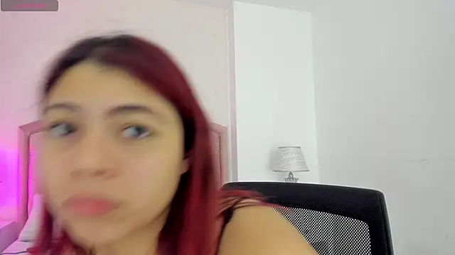 Kendall  Fox online show from November 2025 07:35:02 AM