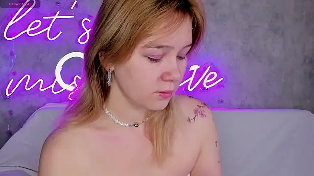 Amy Kimberlly online show from September 2025 11:54:01 PM