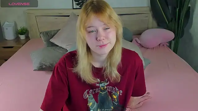 Amy Kimberlly online show from September 2025 12:00:01 AM