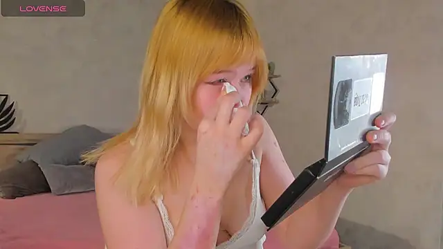 Snapshot of Amy_Kimberlly chatting on November 2025 12:00:02 AM Amy Kimberlly online show from November 2025 12:00:02 AM