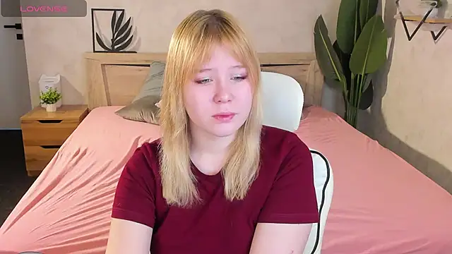 Snapshot of Amy_Kimberlly chatting on December 2025 11:54:01 PM Amy Kimberlly online show from December 2025 11:54:01 PM