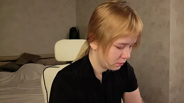 Snapshot of Amy_Kimberlly chatting on November 2025 12:03:02 AM Amy Kimberlly online show from November 2025 12:03:02 AM