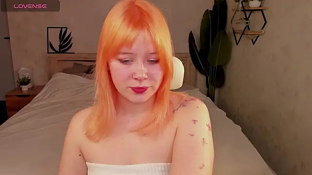 Snapshot of Amy_Kimberlly chatting on December 2025 12:49:02 AM Amy Kimberlly online show from December 2025 12:49:02 AM