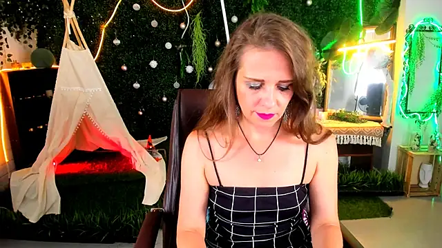EmiliaBedy online show from July 2026 09:05:01 AM