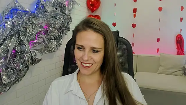 EmiliaBedy online show from February 2025 03:20:01 PM