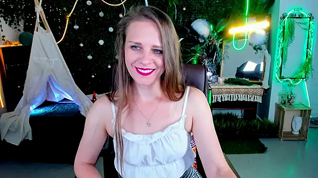 EmiliaBedy online show from May 2026 09:16:02 AM
