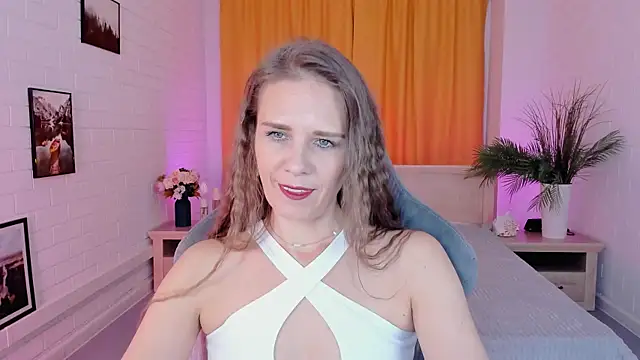 EmiliaBedy online show from October 2025 09:10:01 AM