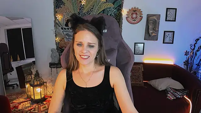 EmiliaBedy online show from March 2025 03:28:01 PM