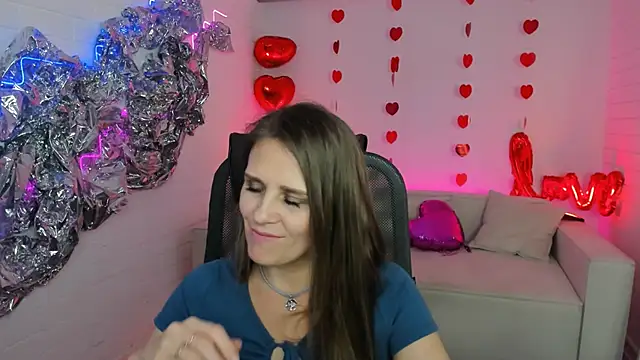 EmiliaBedy online show from March 2025 03:33:01 PM