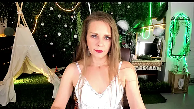 EmiliaBedy online show from June 2026 09:04:01 AM