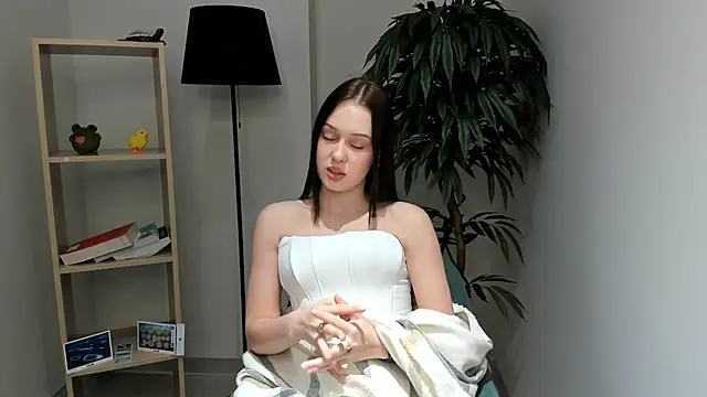 Snapshot of EugeniaDuty chatting on January 2025 08:22:01 AM EugeniaDuty online show from January 2025 08:22:01 AM