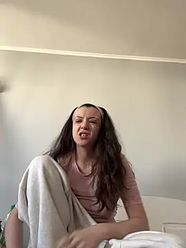 bunnythetailor online show from March 2026 12:43:01 PM