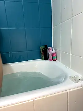 Snapshot of bunnythetailor chatting on October 2025 02:38:01 PM bunnythetailor online show from October 2025 02:38:01 PM