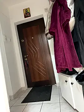 bunnythetailor online show from December 2025 04:55:01 PM