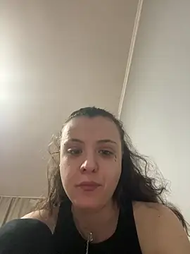 bunnythetailor online show from February 2026 10:31:01 PM