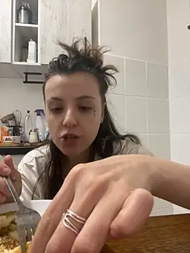 bunnythetailor online show from November 2025 08:56:02 PM