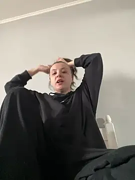 bunnythetailor online show from February 2026 10:47:01 AM