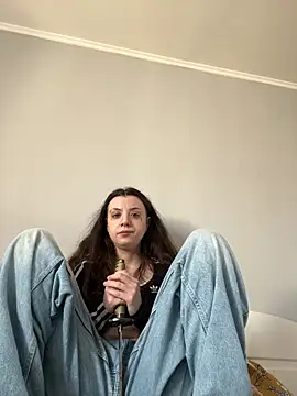 bunnythetailor online show from April 2026 06:42:01 AM