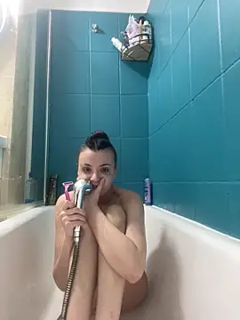 bunnythetailor online show from November 2025 06:56:02 PM