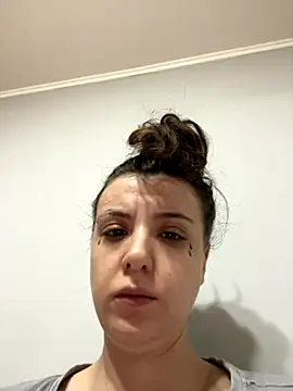 bunnythetailor online show from November 2025 08:31:02 PM