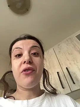 bunnythetailor online show from March 2026 03:51:01 PM