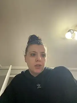 bunnythetailor online show from February 2026 09:03:01 PM