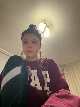 bunnythetailor online show from November 2025 03:15:02 PM