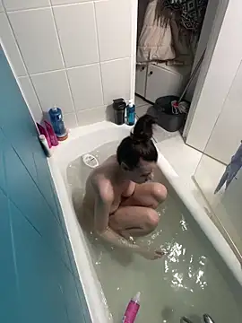 bunnythetailor online show from March 2026 04:23:01 PM