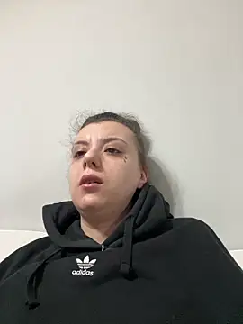 bunnythetailor online show from February 2026 11:24:01 PM