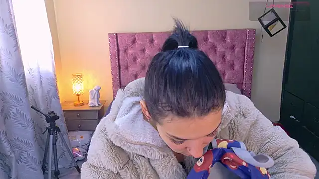 Sofii cutee online show from February 2026 12:58:01 PM